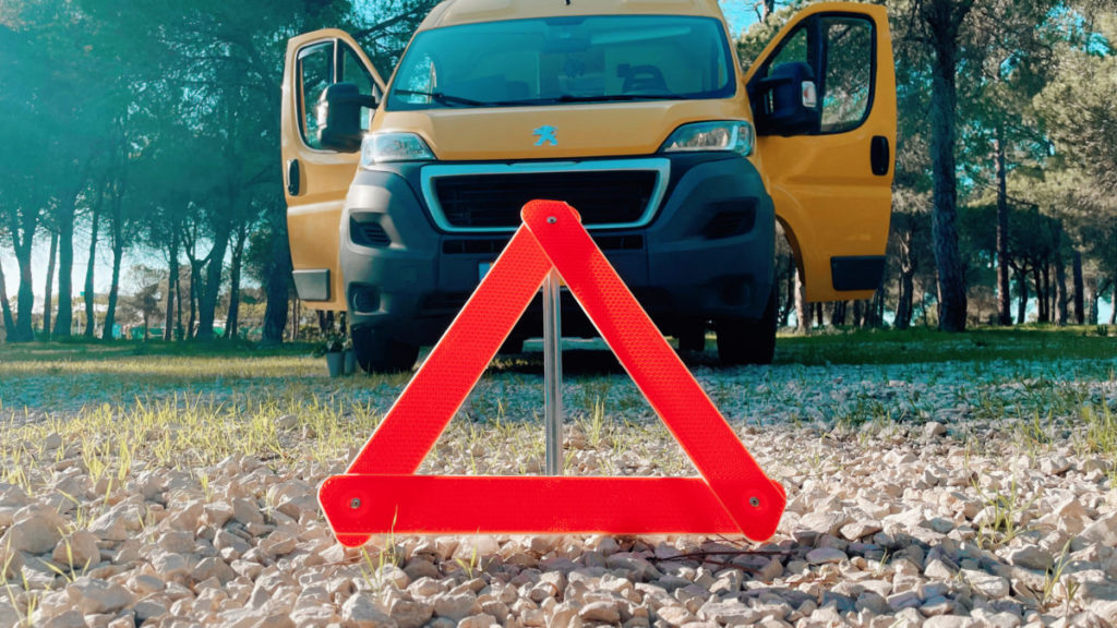 A breakdown warning kit is a small and compact emergency tool kit A breakdown warning kit is a small and compact emergency tool kit